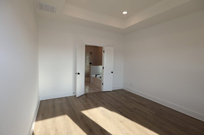 557 Canal Cir, Nashville, TN 37214