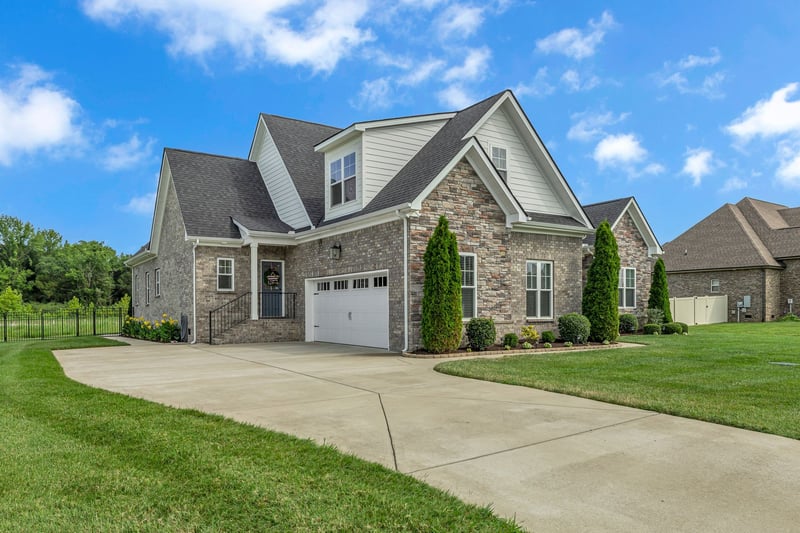 1506 Ansley Kay Dr, Christiana, TN 37037
