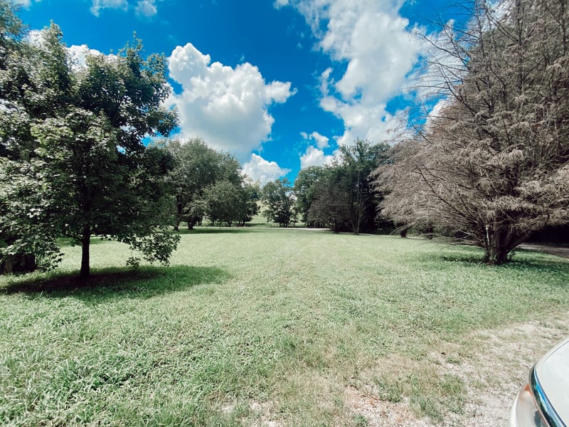 1094 Theta Pike, Columbia, TN 38401