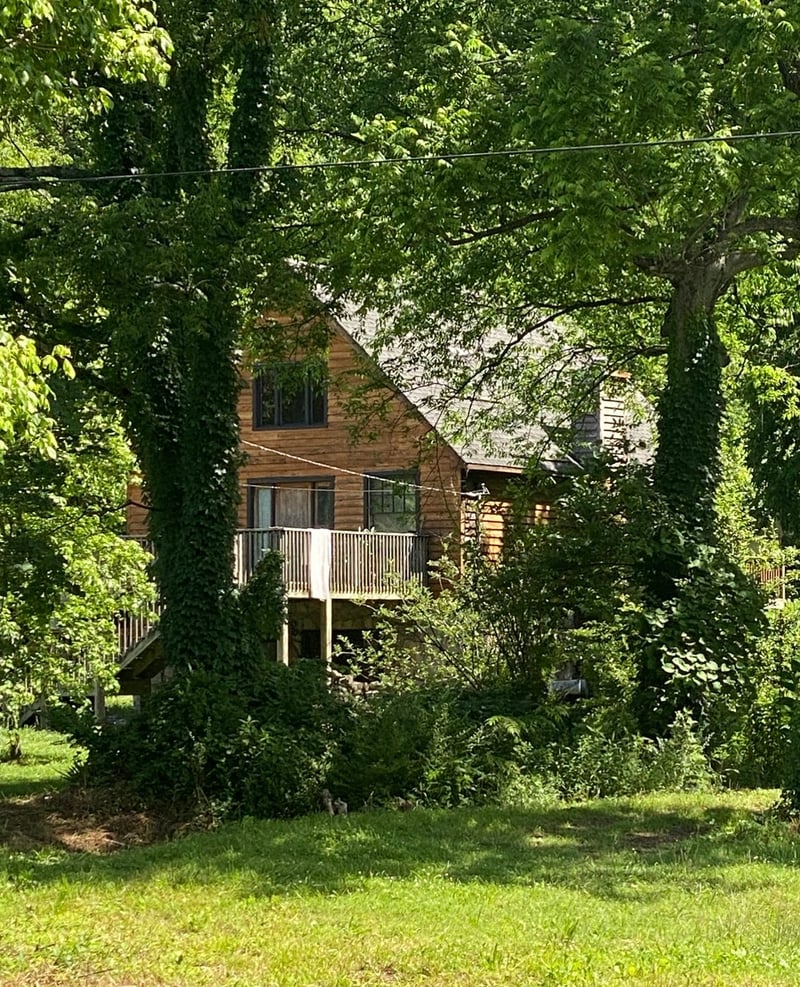 1094 Theta Pike, Columbia, TN 38401