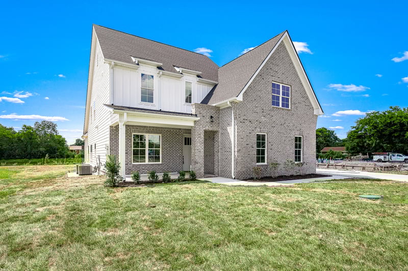 516 Gresham Ln, Murfreesboro, TN 37129