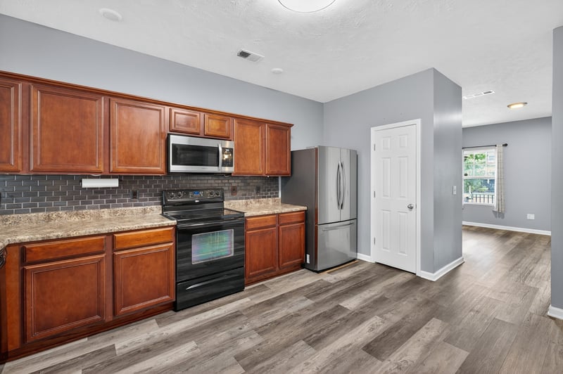 613 Pemberton Dr, Lebanon, TN 37087