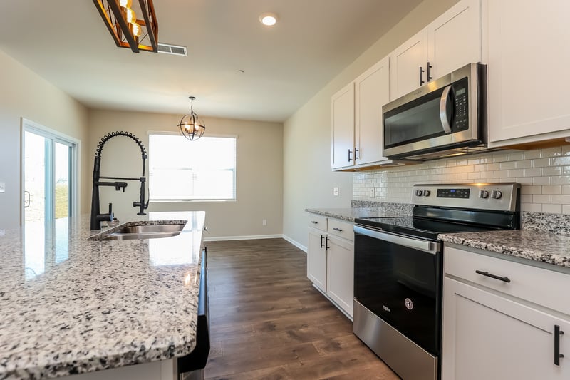 621 Spangler Ln, Ashland City, TN 37015