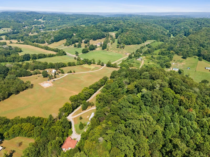 2417 Esque Sharp Rd, Mount Pleasant, TN 38474