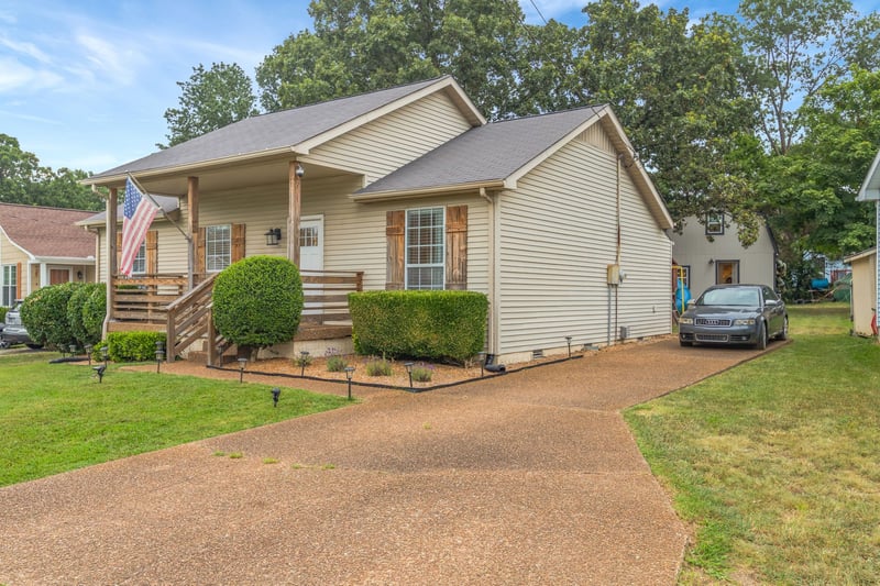 3329 Towneship Rd, Antioch, TN 37013