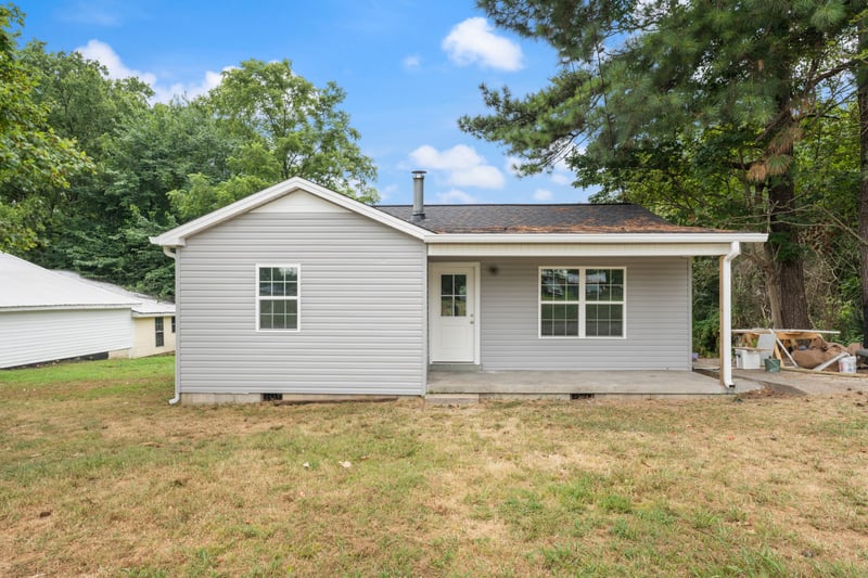 103 Corbin St, Summertown, TN 38483