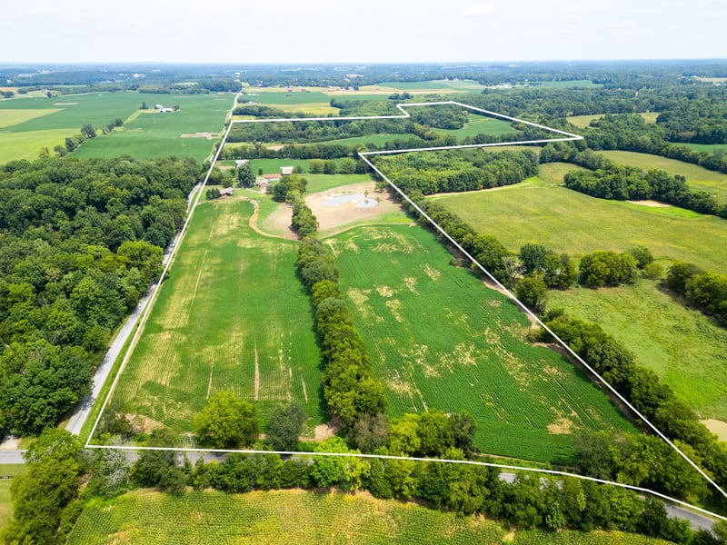 5016 Caney Sink Rd, Adams, TN 37010