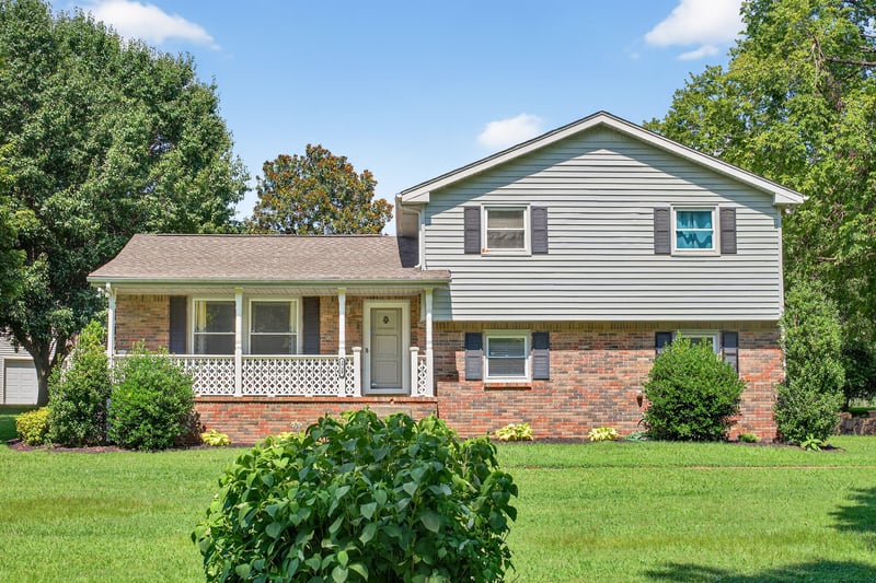 2729 Heights Circle Rd, Greenbrier, TN 37073