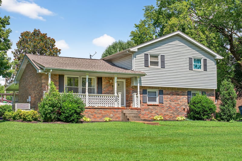 2729 Heights Circle Rd, Greenbrier, TN 37073