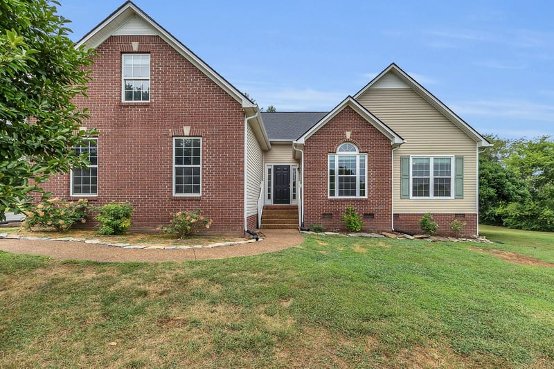 3708 Peacock Ct, Spring Hill, TN 37174