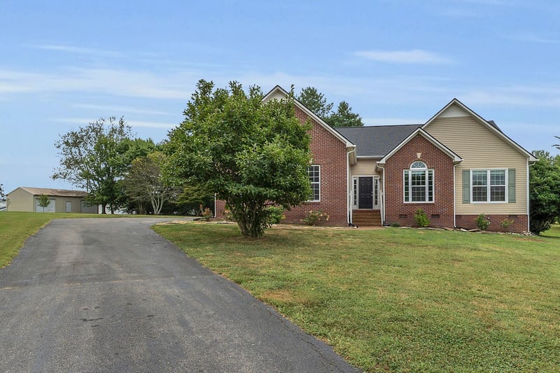 3708 Peacock Ct, Spring Hill, TN 37174