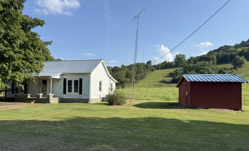 520 Pumpkin Branch Rd, Dixon Springs, TN 37057