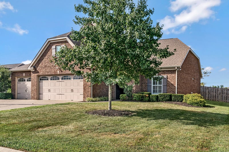 493 Callie Ave, Gallatin, TN 37066