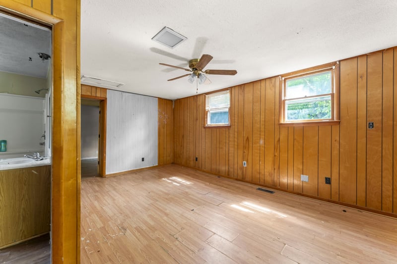 1906 Gardner Dr, Murfreesboro, TN 37130