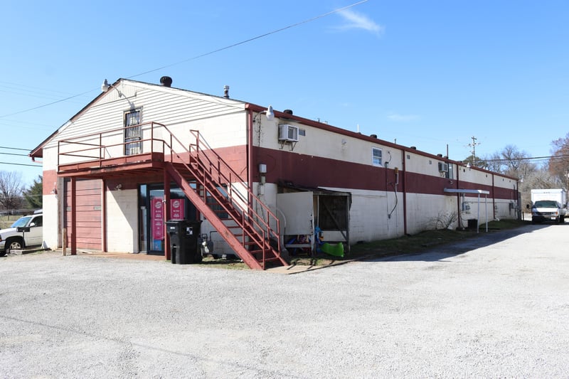 2019 S Main St, Columbia, TN 38401