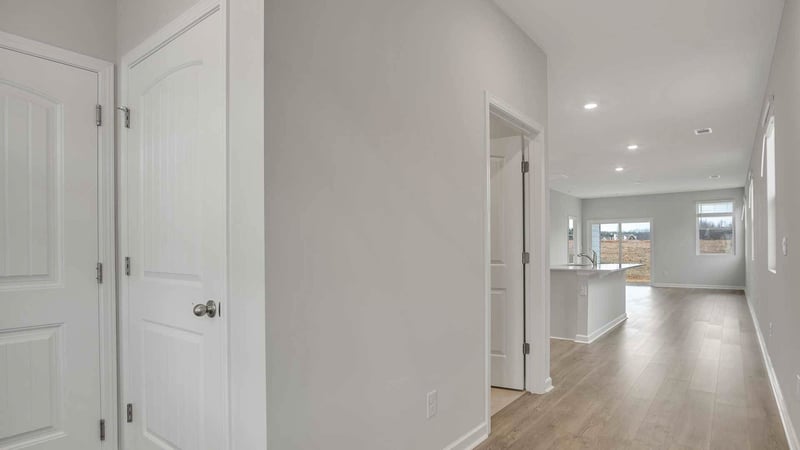 6503 Japonica Ln, White House, TN 37188