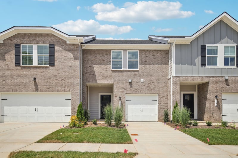 7129 Cedarcrest Ln, Fairview, TN 37062