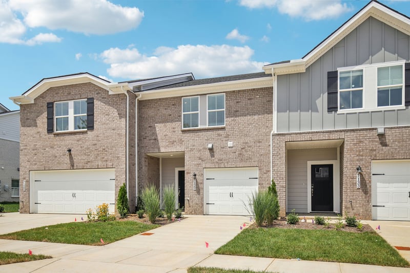 7129 Cedarcrest Ln, Fairview, TN 37062