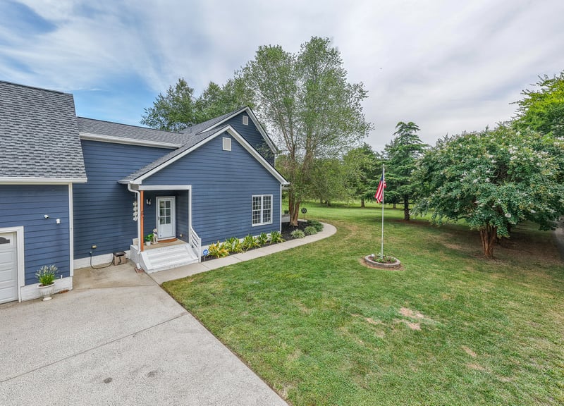 5673 Elam Rd, Murfreesboro, TN 37127