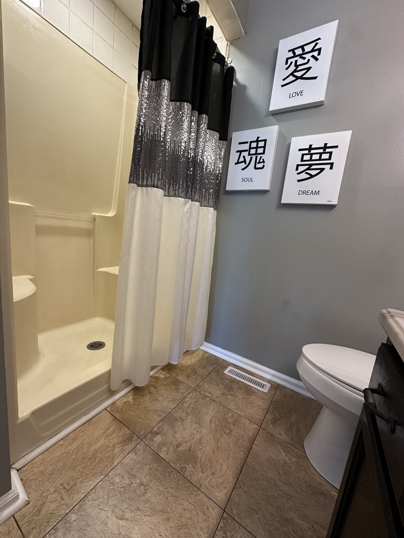 1016 Silver Point Dr, Murfreesboro, TN 37130