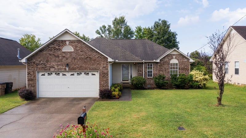 5352 Sunnyvale Dr, Antioch, TN 37013