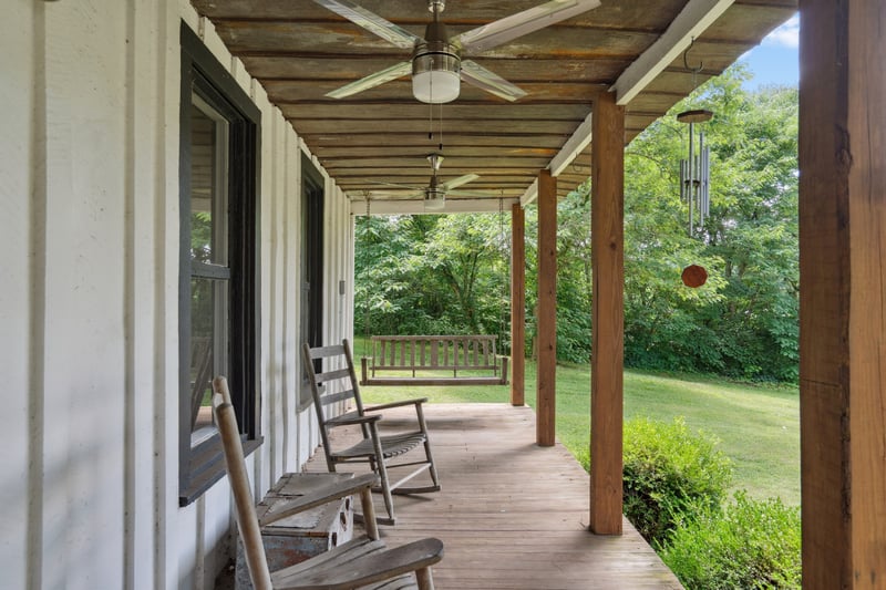 1854 Popes Chapel Rd, Thompsons Station, TN 37179