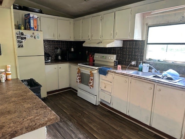 702 Cherrywood Ct, Ashland City, TN 37015