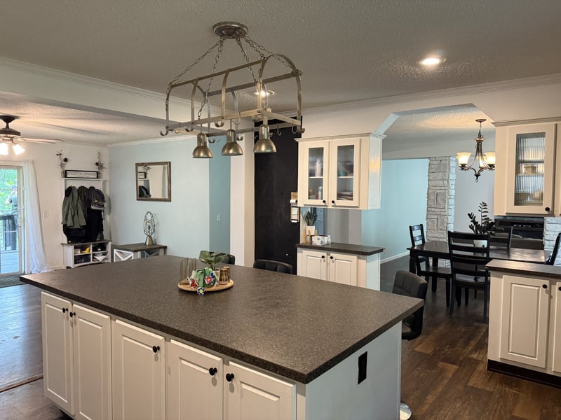 1076 Skyline Dr, Kingston Springs, TN 37082