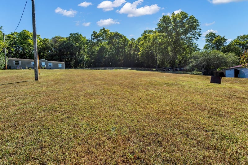 4107 Trousdale Ln, Columbia, TN 38401