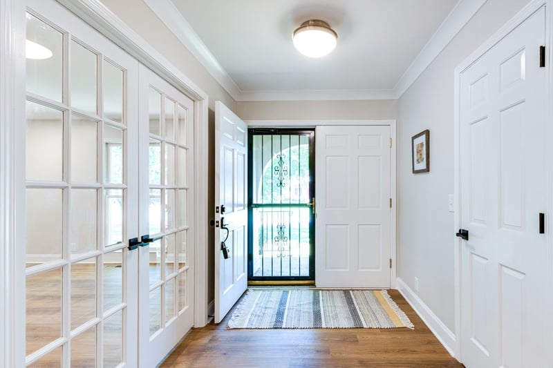 2302 Surrey Dr, Murfreesboro, TN 37129