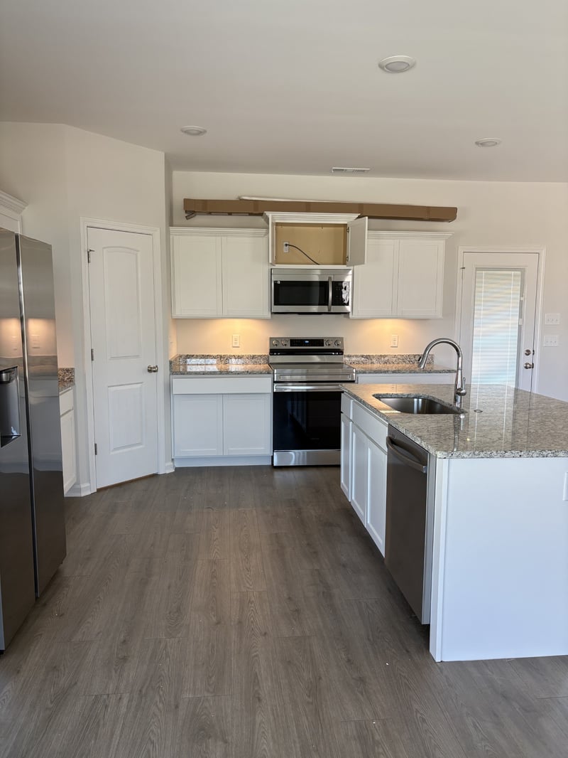 353 Neartop Ln, Murfreesboro, TN 37128