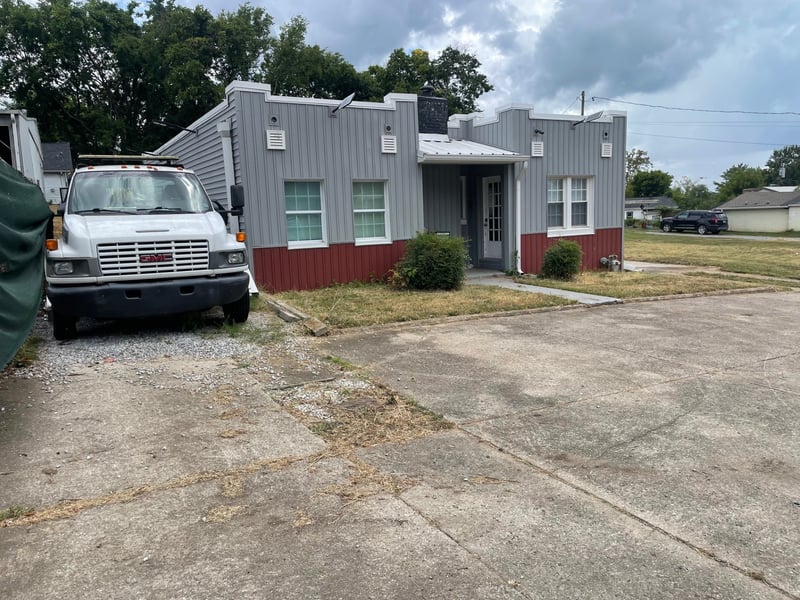 303 Bridgeway Ave, Old Hickory, TN 37138