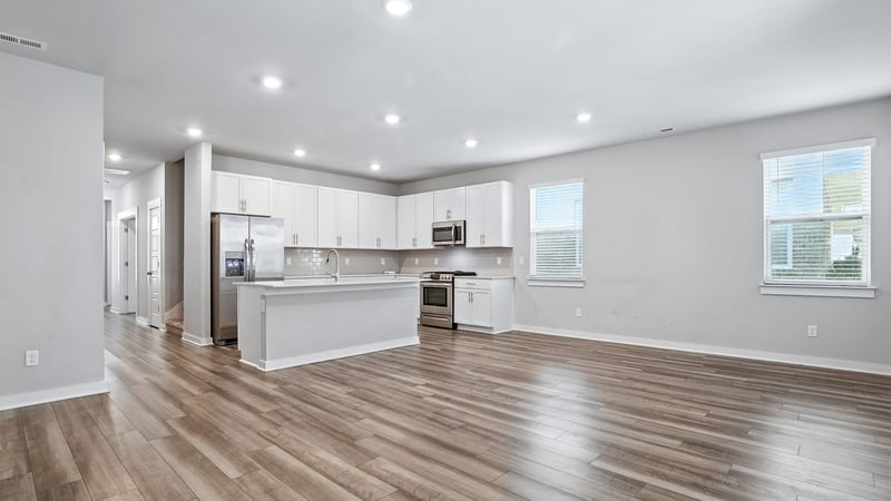 1231 Inverness Ps, Lebanon, TN 37087