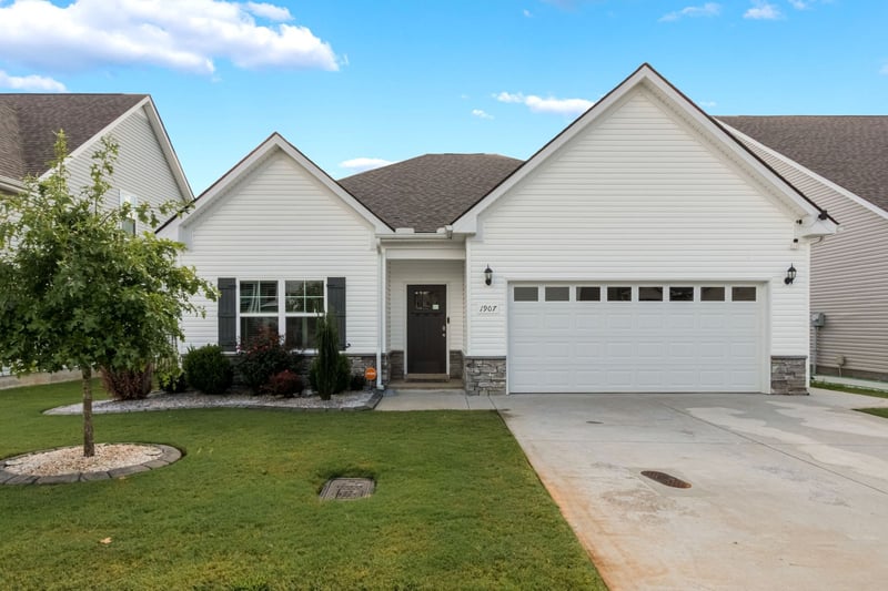 1907 Albarado Trl, Murfreesboro, TN 37128