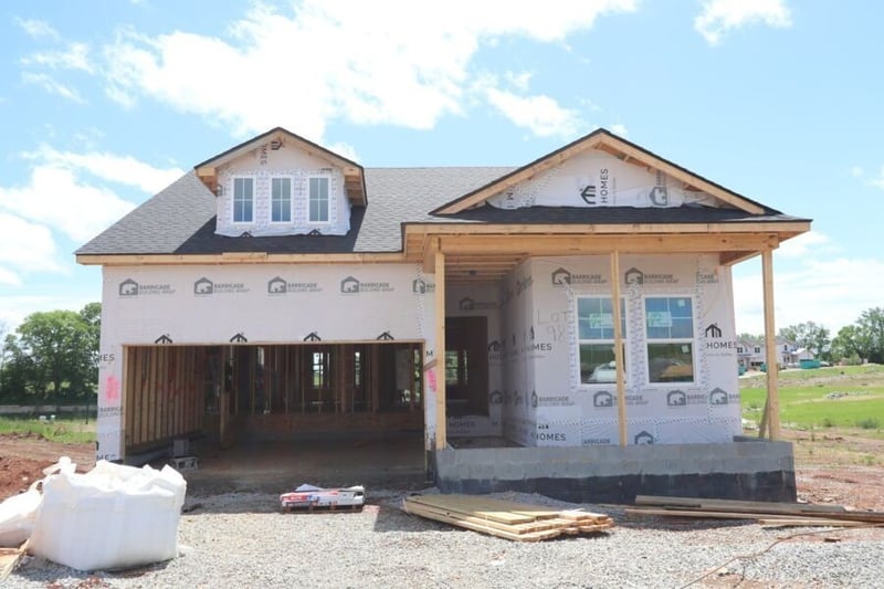 2966 Sharpstone Dr, Columbia, TN 38401