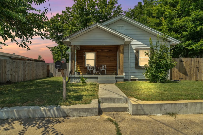 514 8th Ave, Springfield, TN 37172