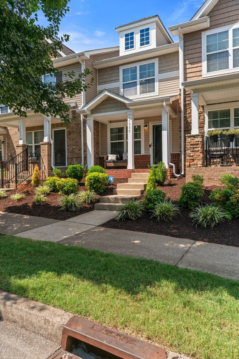 1335 Riverbrook Dr, Hermitage, TN 37076