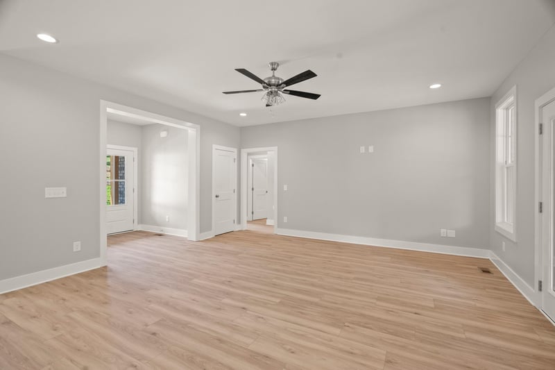 4062 Summit Dr, Greenbrier, TN 37073