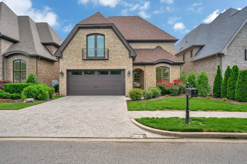 1161 Chloe Dr, Gallatin, TN 37066