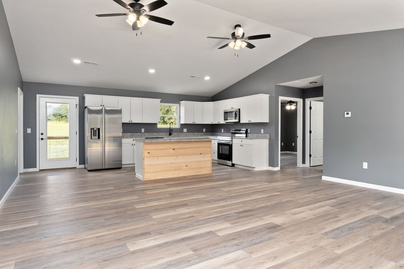 364 Salt Lick Creek Rd, Pleasant Shade, TN 37145