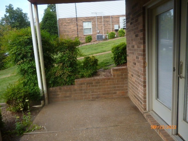 307 Village Ln, Dickson, TN 37055