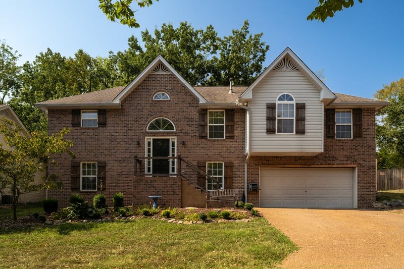 110 Redbud Dr, Hendersonville, TN 37075