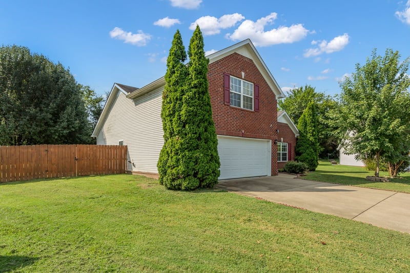 3505 Flora Dr, Spring Hill, TN 37174