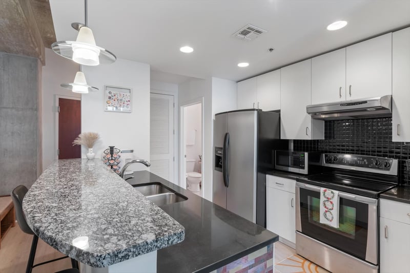 415 Church St #2109, Nashville, TN 37219