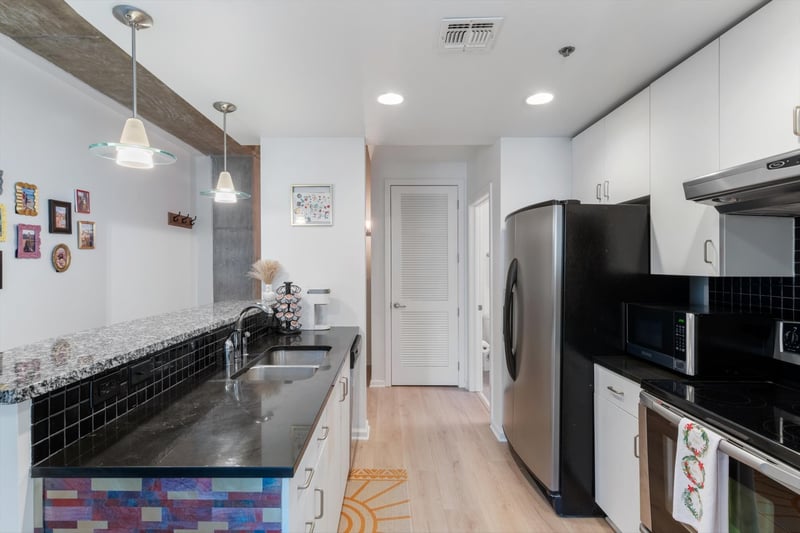 415 Church St #2109, Nashville, TN 37219