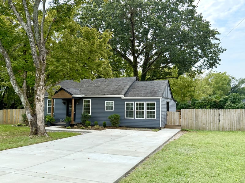 2614 Live Oak Rd, Nashville, TN 37210