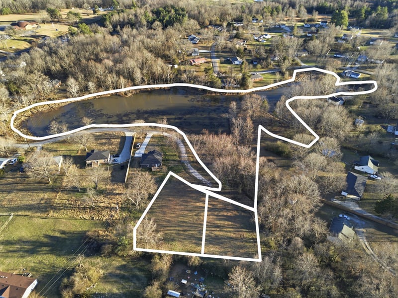 Rambaugh , Burns, TN 37029