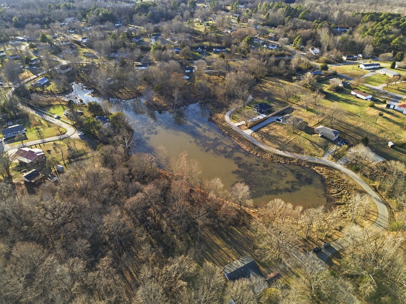 Rambaugh , Burns, TN 37029