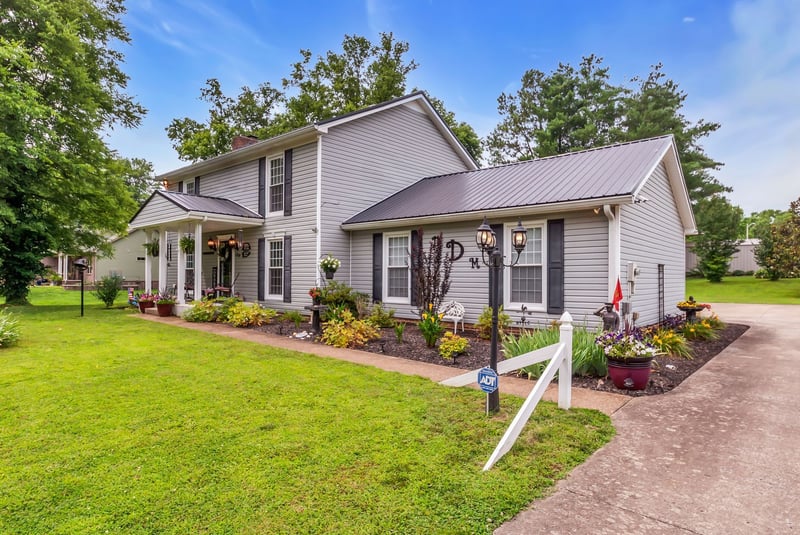 1304 Jewell Dr, Columbia, TN 38401