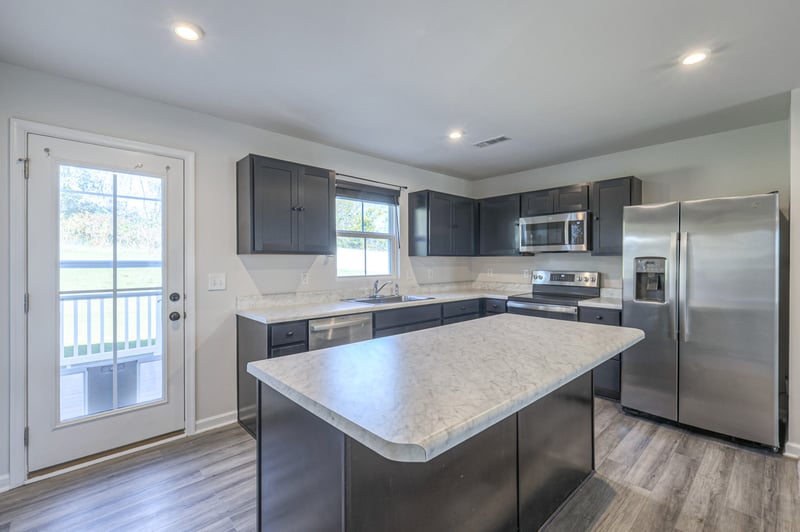 1078 Cone Blvd, Nashville, TN 37207